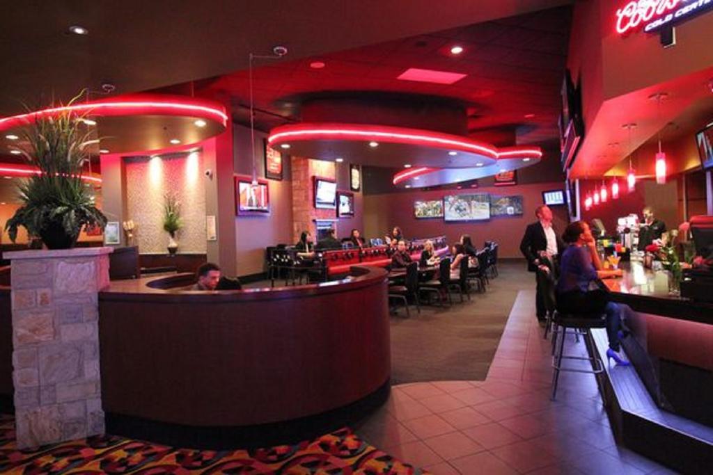 Century Casino & Hotel Edmonton Kültér fotó